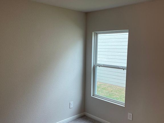 4th image of 14190 Green Pine Blvd