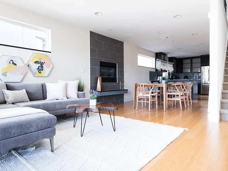 215B 12th Ave E #B — Photo 18