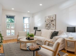 1118 Monroe St NW APT 1, Washington, DC 20010