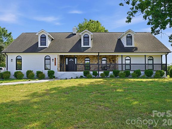 2nd image of 5009 Hemby Rd