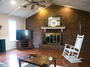 209 Clement Rd, West Memphis, AR 72301