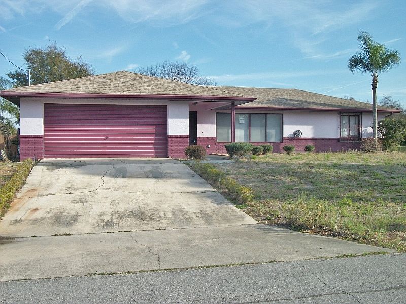 1st image of 988 Sweetbrier Dr