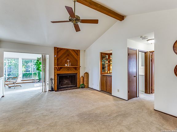 4th image of 8714 Timberbriar