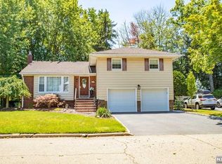 675 Fletcher Ave, Oradell, NJ 07649