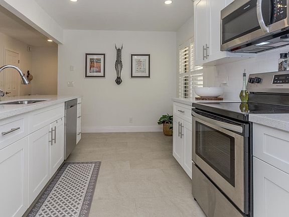 3rd image of 6005 Forest Grove Drive #1