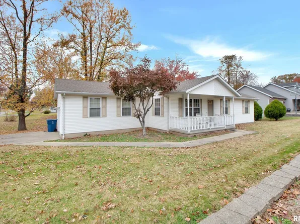 105 S Greenbriar Rd, Carterville, IL 62918