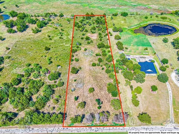 Pin Oak Ln, Corsicana, TX 75110