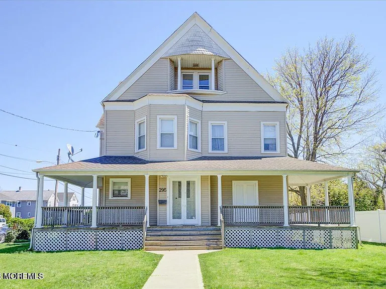 295 Westwood Ave #4 — Photo 1