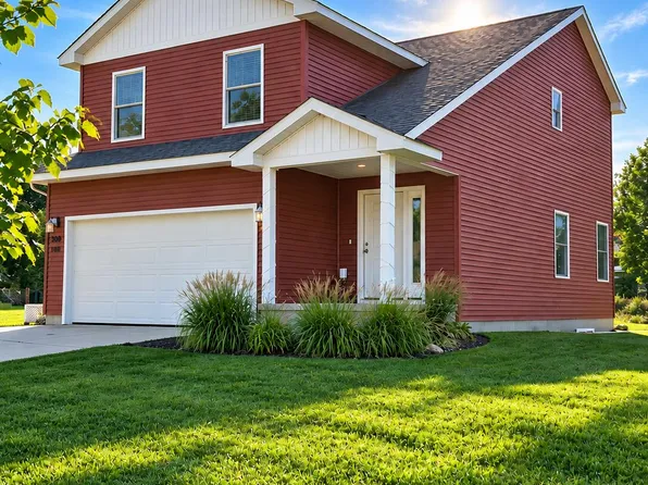 308 Brookside Ct, Big Rapids, MI 49307