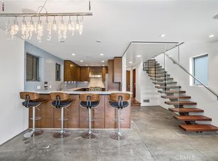 419 Venice Way, Venice, CA 90291