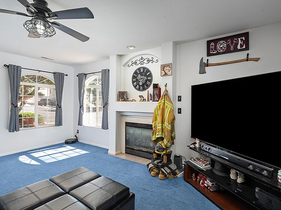 3rd image of 195 E Fiddlers Canyon Rd Unit 24