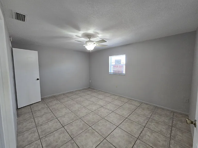 5424 Amy Ln — Photo 9