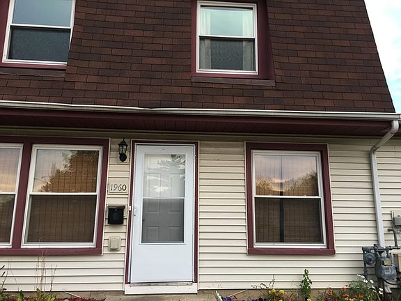 2nd image of 1960 Liberty Pl Unit 5611