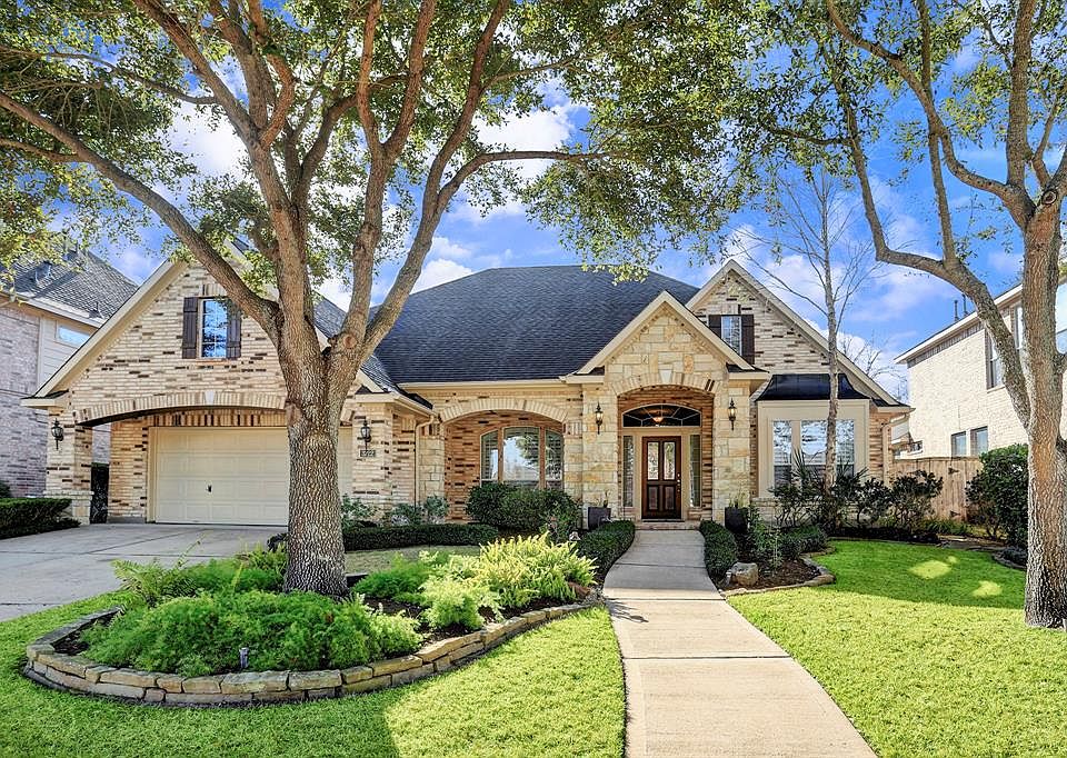 1st image of 3722 Arundel Gardens Ln