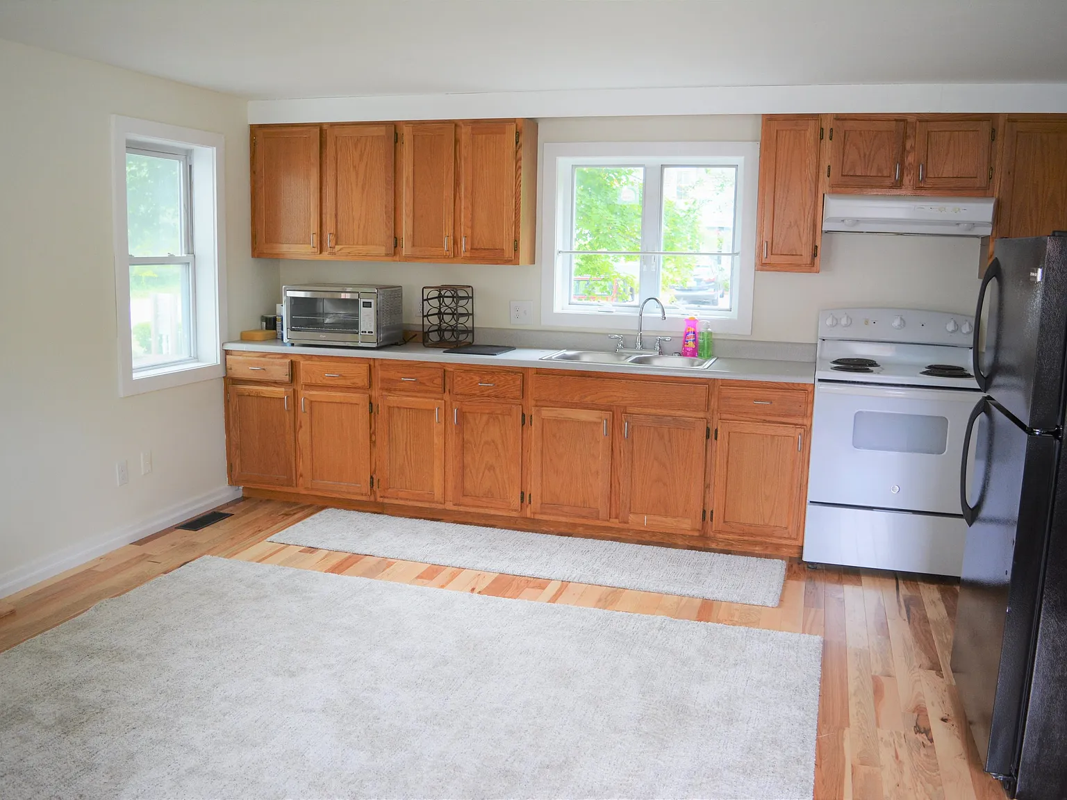 1 bed, 1.0 bath, 800 sqft, $1,500 — Photo 2