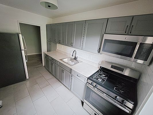 2nd image of 6218 Riverdale Ave #5N