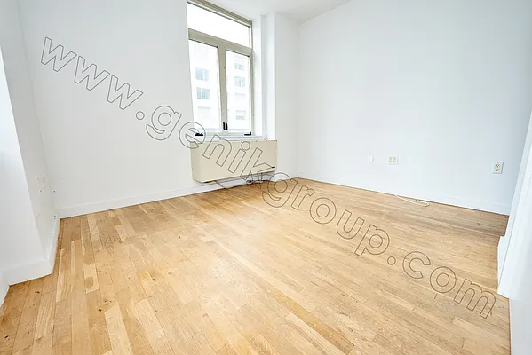 Rented by Genik Group Corp | media 12