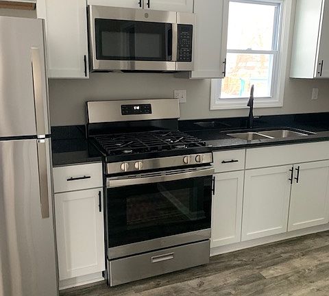 2nd image of 5602 Aspen Ave