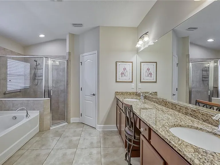 32165 Juniper Parke Dr — Photo 11