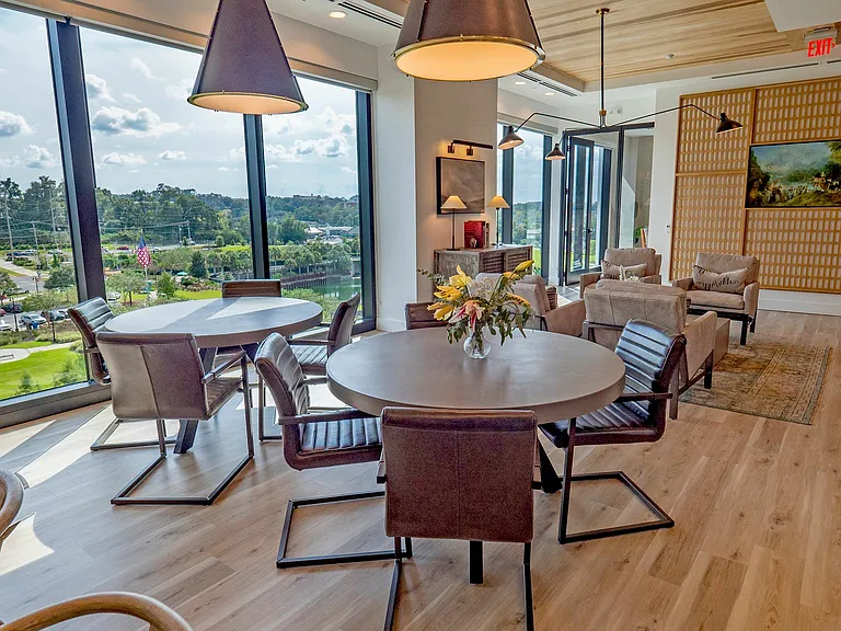Millstream at Cascades — Photo 14