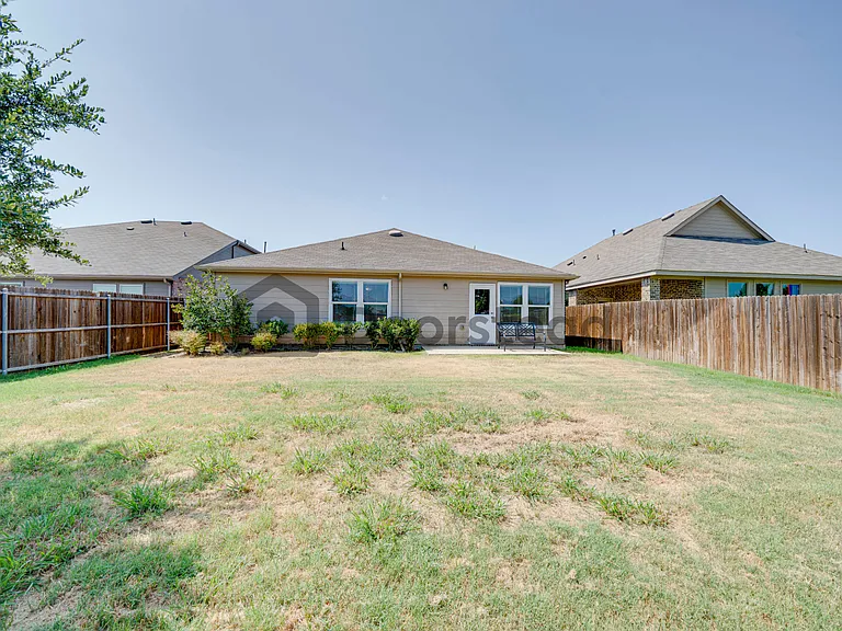 3008 Lakewood Ln — Photo 24