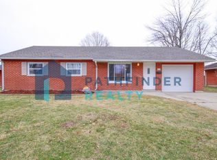 66 Brookhaven Dr, Dayton, OH 45426