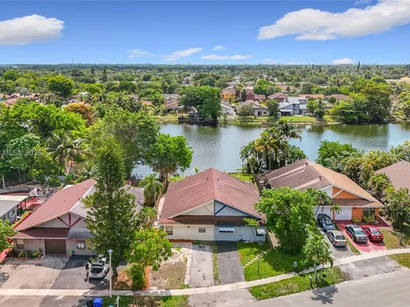 1309 SW 75th Ave, Pompano Beach, FL 33068