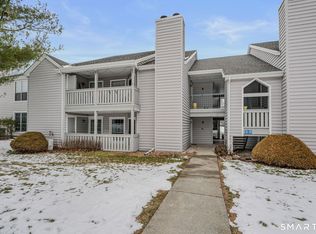 Winding Hollow, Groton, CT 06340