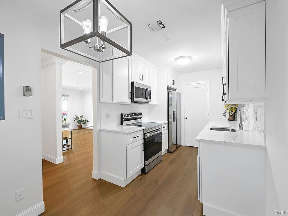 1st image of 708 W Cabot Court #708