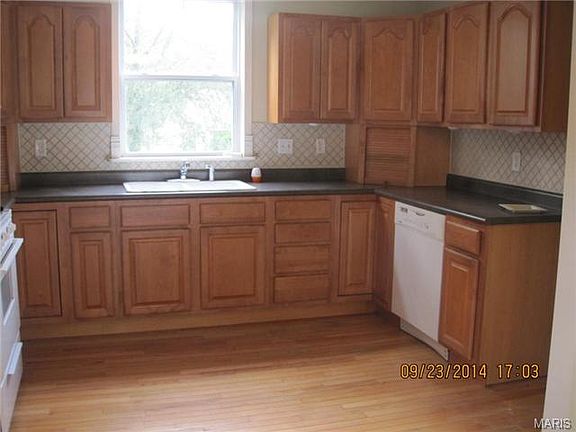 2nd image of 570 Cap Au Gris St