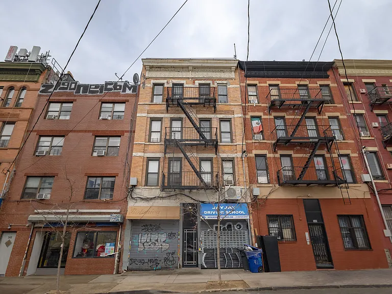 347 Linden St #2C — Photo 9
