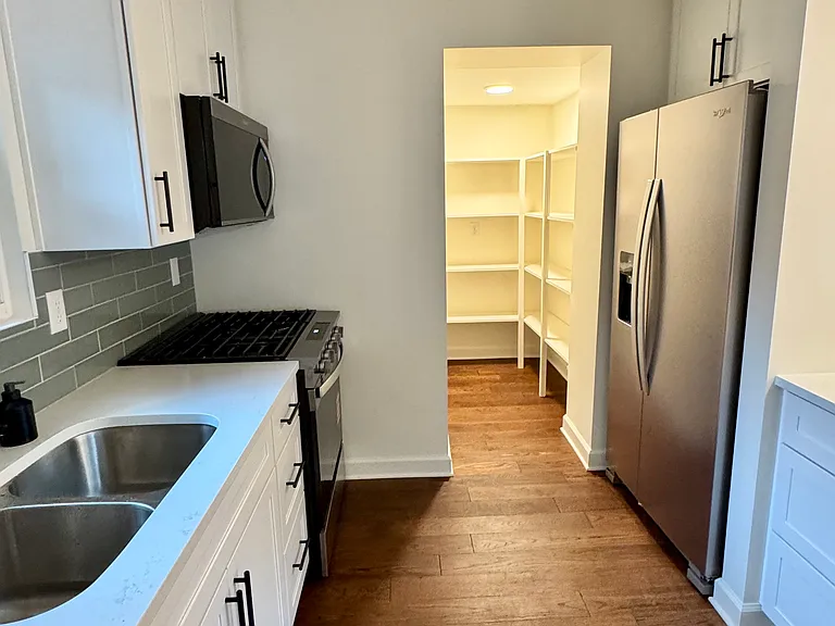 1321 Forsythe Ave — Photo 11