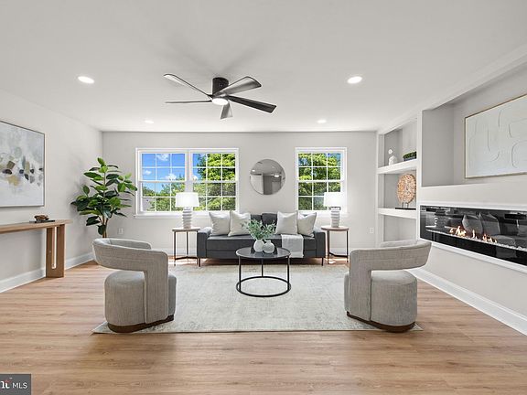 3rd image of 3620 Waterwheel Sq