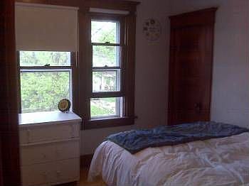 3rd image of 1821 Desoto St