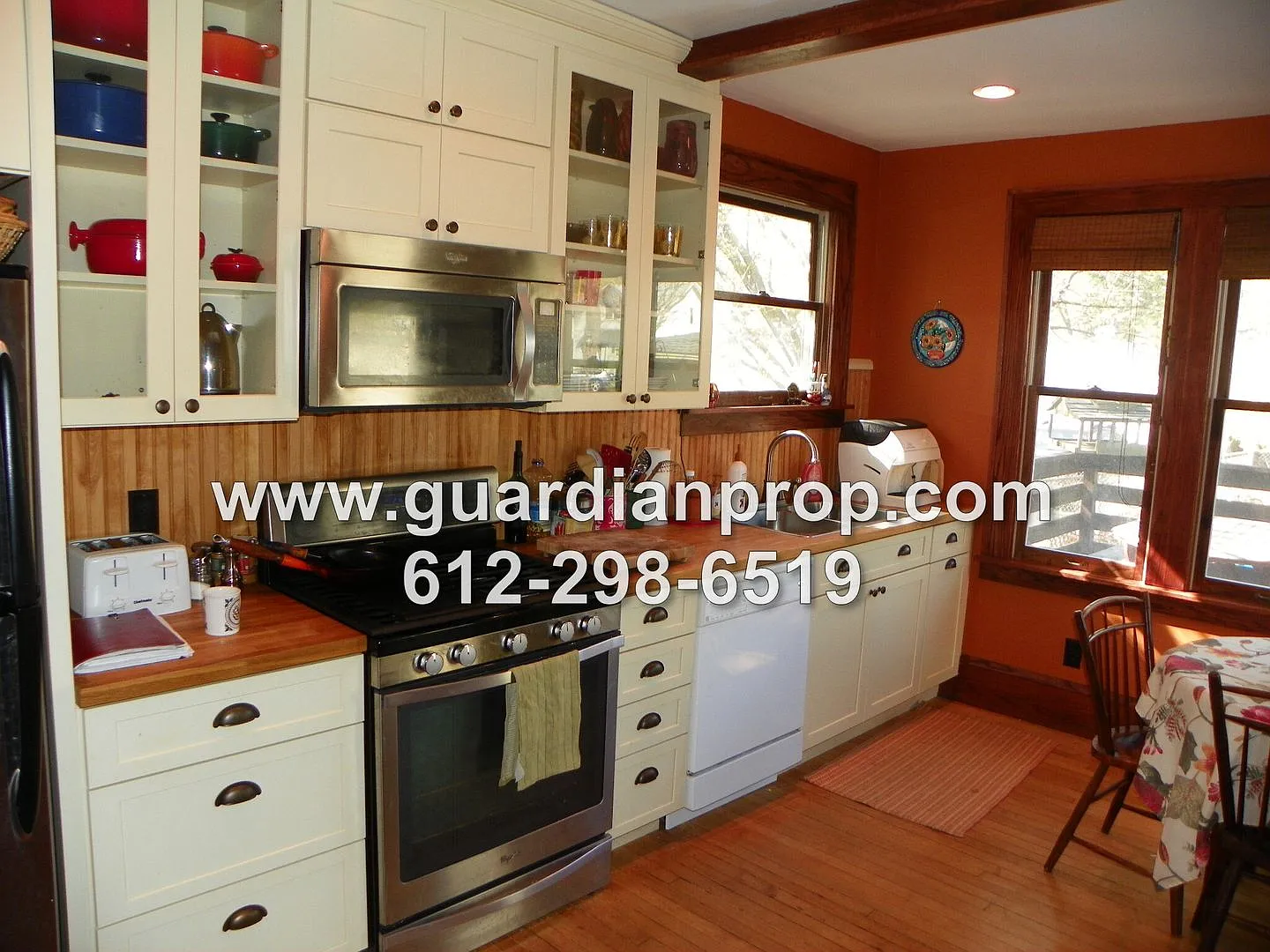 House on Corner Lot Available October 1st, Updated Kitchen/Bath, Fenced Yard, Back Deck, 2 Car Ga... — Photo 3