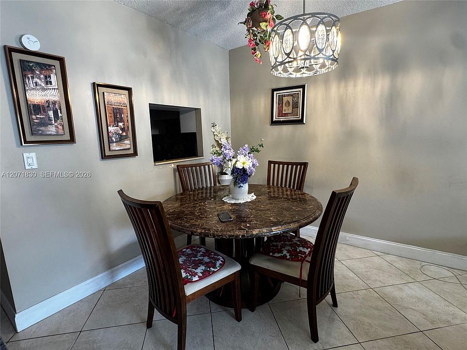 1st image of 1000 Hillcrest Ct APT 214