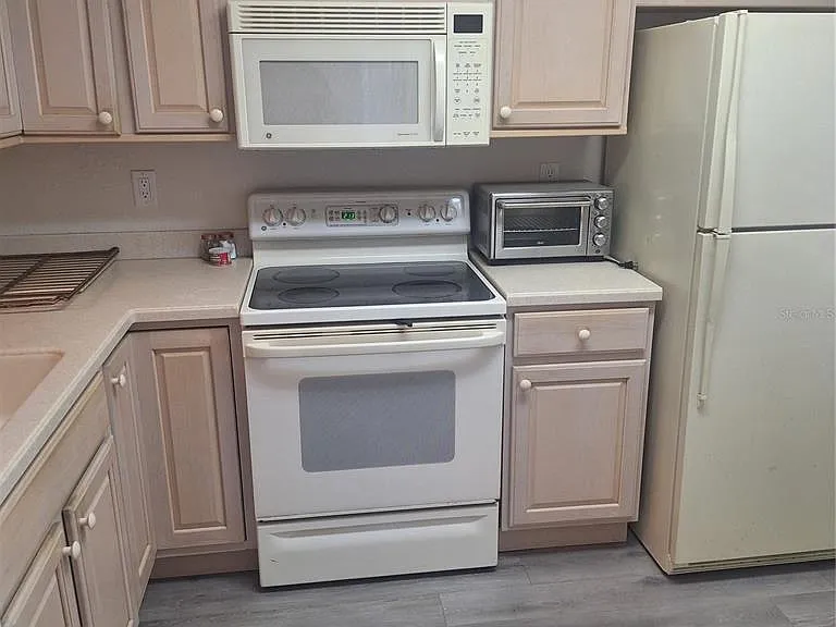 2377 Lake Heather Heights Ct #2377 — Photo 6
