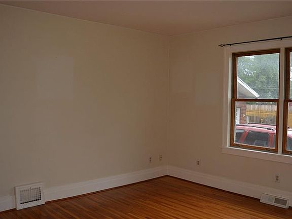4th image of 58 Kettering Dr