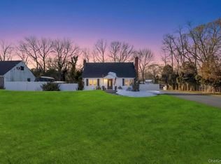 24 new Lane, Selden, NY 11784