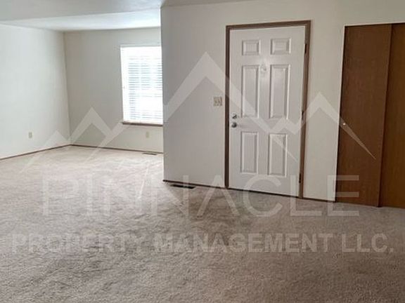 5th image of 3903 W Prasch Ave #5