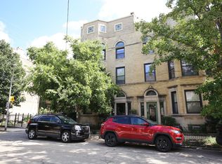 911 N Campbell Ave #1, Chicago, IL 60622