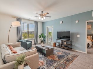 Thrive Luxury Apartments, Davenport, FL 33896