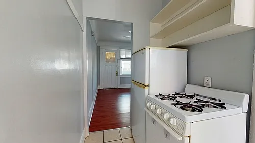 14 Wavecrest Ave #9 — Photo 5