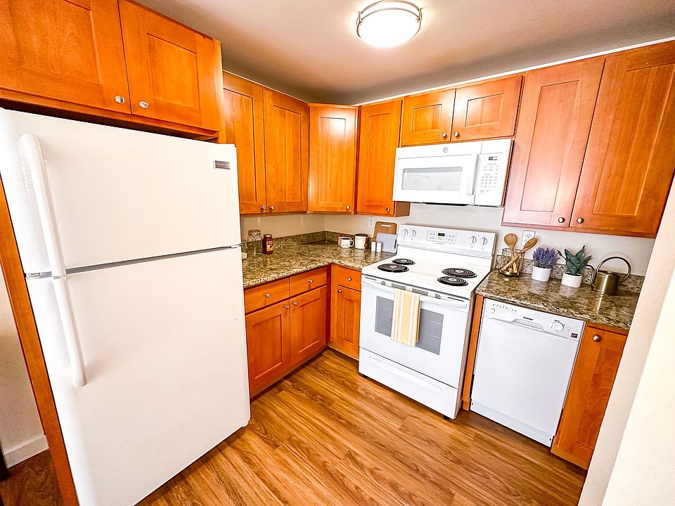1st image of 515 E Denny Way APT 205