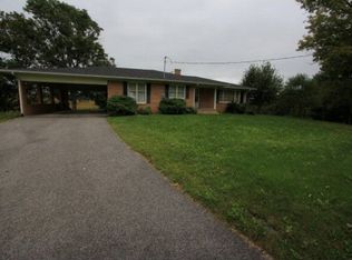 245 Boomer Dr, Independence, VA 24348