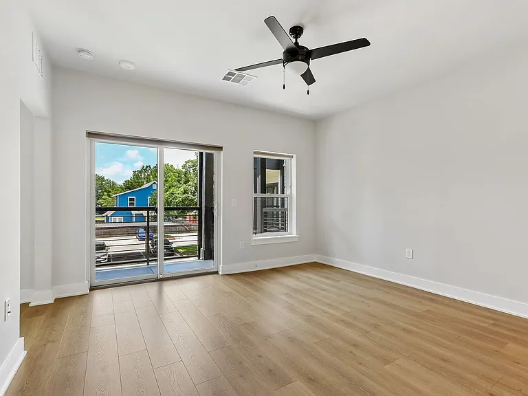 3101 Govalle Ave #212 — Photo 8