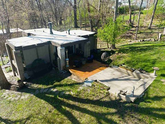 5th image of 2140 Glass Rd NE