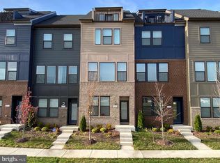 4921 Vista Green Ln, Lanham, MD 20706