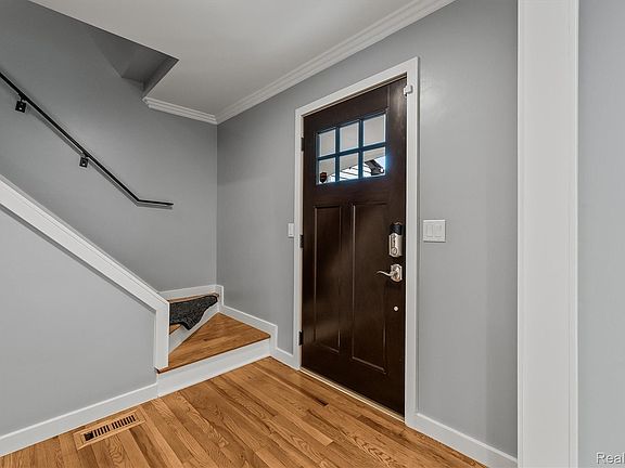 4th image of 2680 Dansbury Ct
