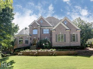215 Farmbrooke Ct, Sandy Springs, GA 30350